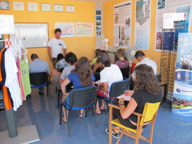 Aula para el curso teorico